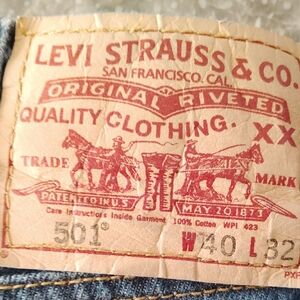 Levi's Classic Straight Blue Jeans